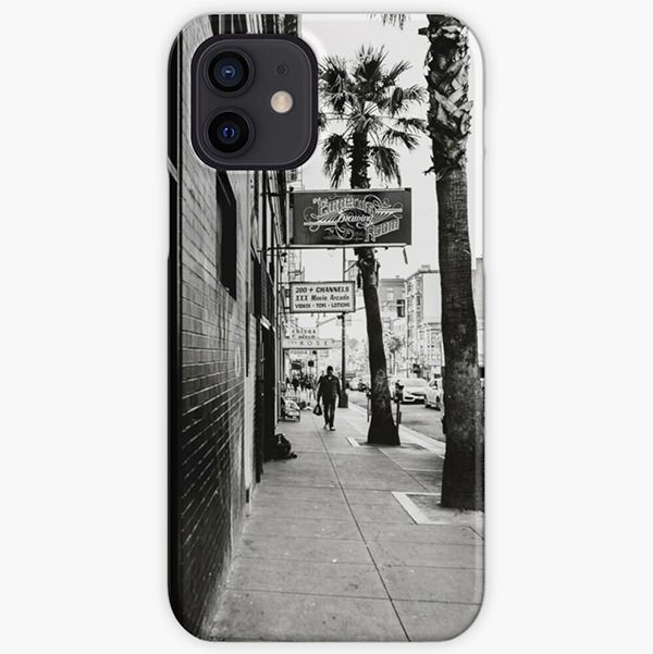 smartphone cover with Black and white picture of San Francisco