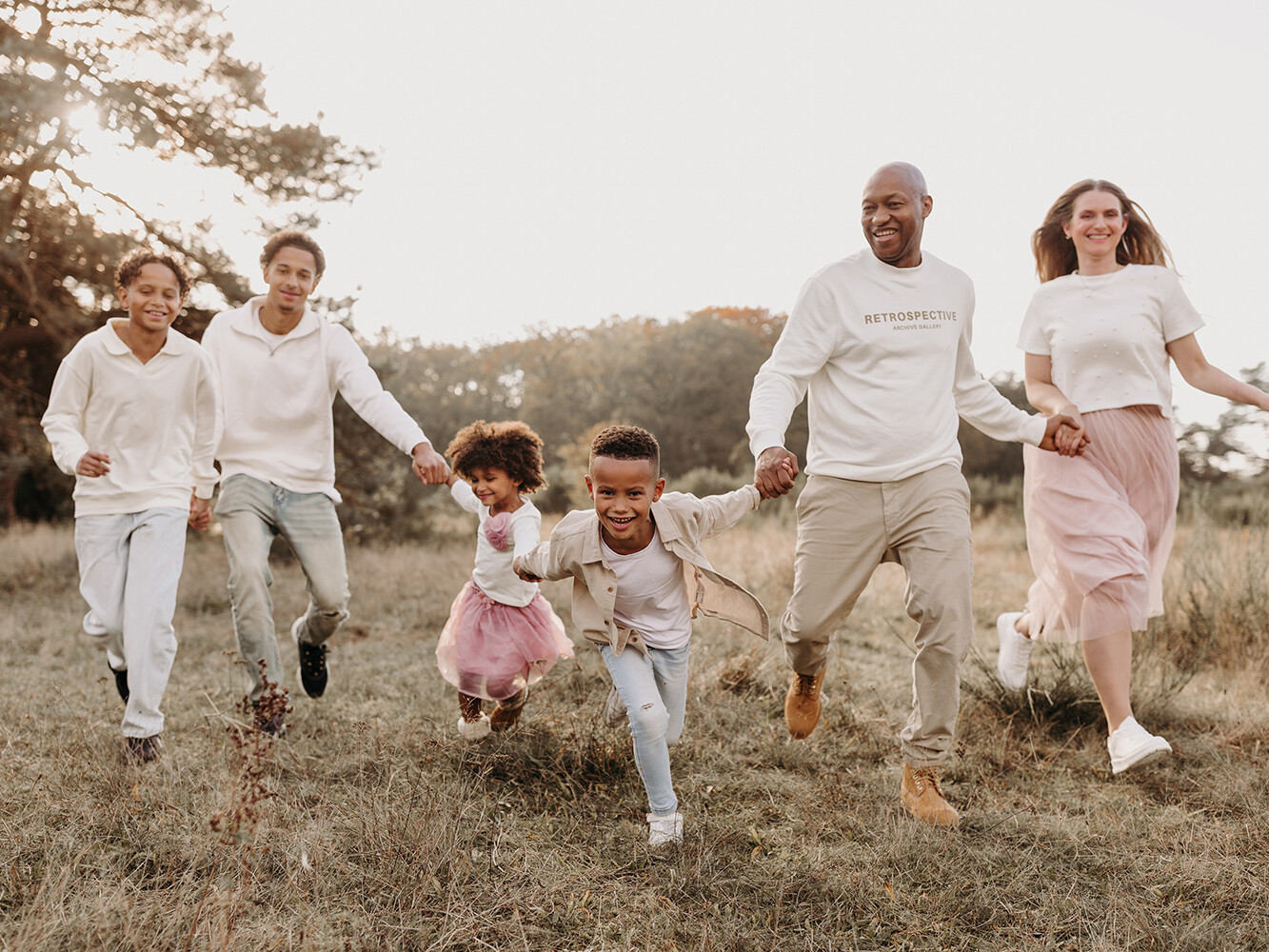 Gezin van 6 tijdens een mini fotoshoot in Huizen